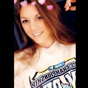 Meet your Posher, Emma